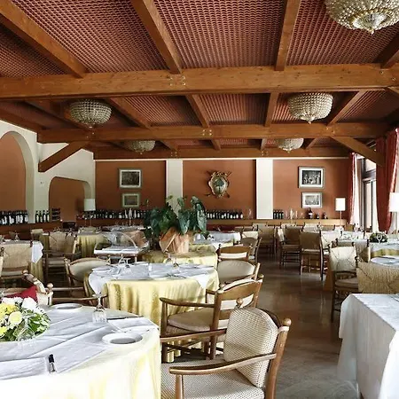 Pensionat Golf Club Padova - Relais Graya